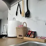 Apartment Gallery Ii *